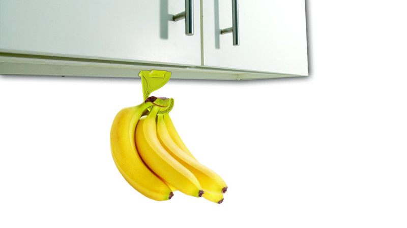 alt: Nải chuối được treo trên móc