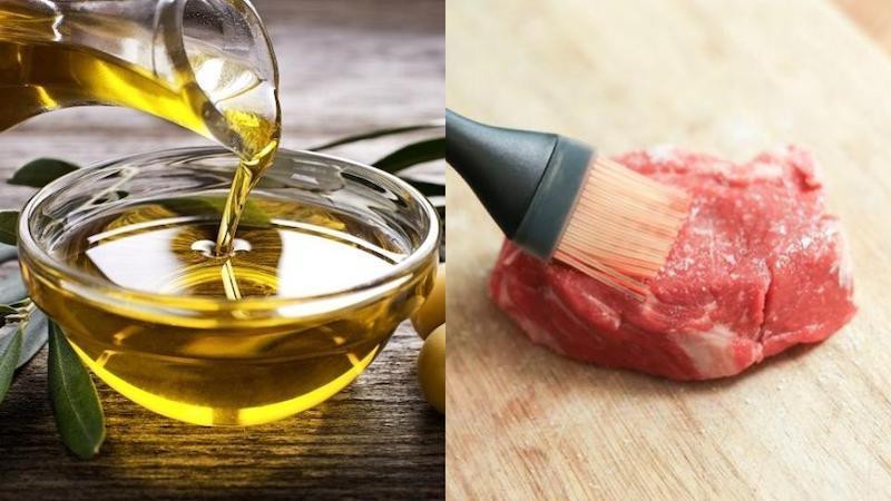 alt text: Thịt bò được bảo quản bằng dầu olive